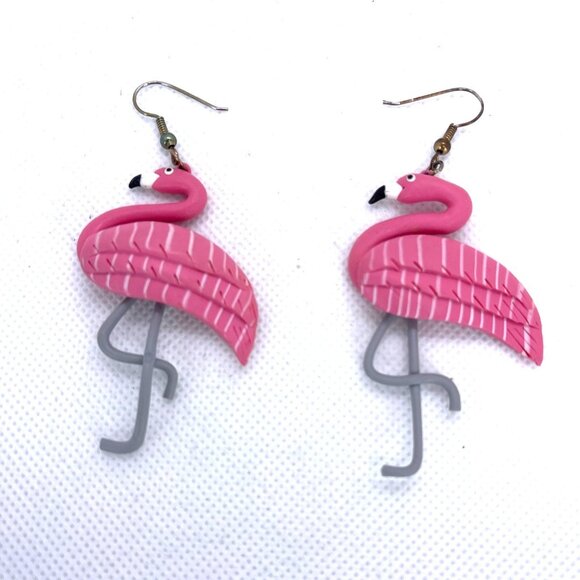 Pink Flamingo Brooch Pin Pierced Dangle Earring Set Handcrafted Lightweight VTG - Picture 9 of 12
